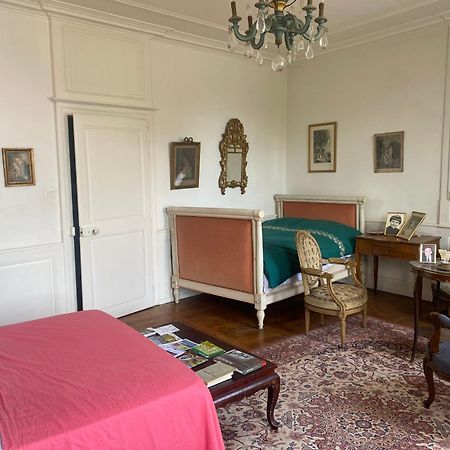 ホテル La Grande Maison Chambon-sur-Voueize エクステリア 写真